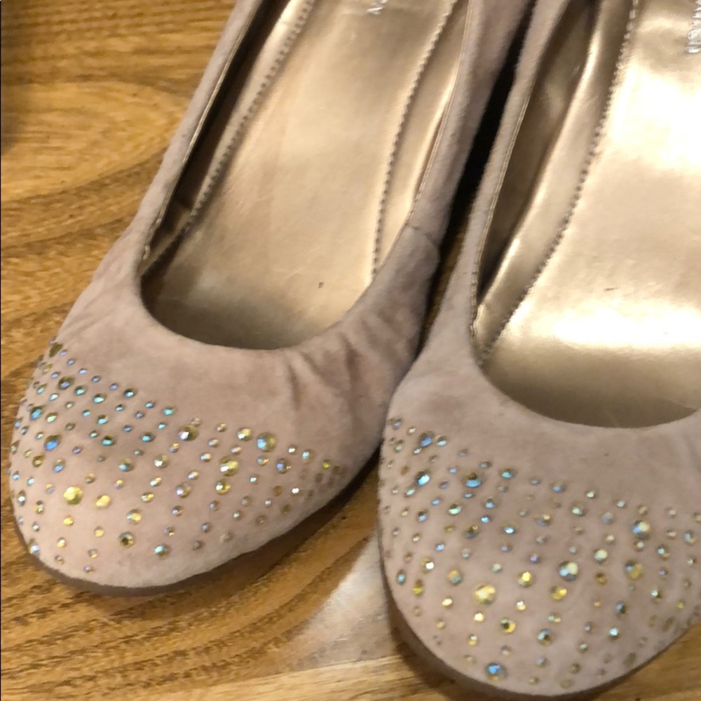 BCBG Generation Rhinestone Wedge Heel - Picture 5 of 6